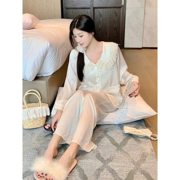 Bộ Lụa Kem Cổ Sen Tiểu Thư Dài Tay Cao Cấp Sooya - Sang Trọng, Mềm Mại