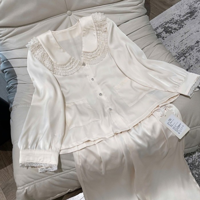 Bộ Lụa Kem Cổ Sen Tiểu Thư Dài Tay Cao Cấp Sooya - Sang Trọng, Mềm Mại