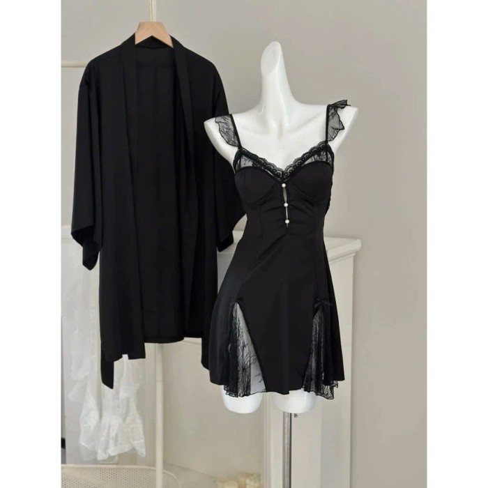 Váy Ngủ Lụa Cánh Tiên Đính Cúc Ngực Sang Chảnh Quyến Rũ Sooya - Mềm Mại, Tinh Tế