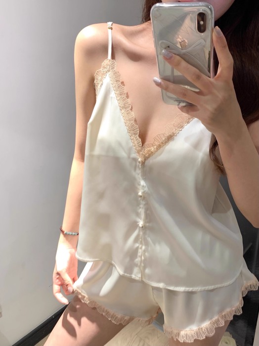 Bộ Ngủ Lụa Satin 2 Dây Sooya Thiết Kế Nhẹ Nhàng Phối Ren Gợi Cảm Tinh Tế Mềm Mịn Thoải Mái