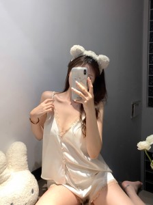 Bộ Ngủ Lụa Satin 2 Dây Sooya Thiết Kế Nhẹ Nhàng Phối Ren Gợi Cảm Tinh Tế Mềm Mịn Thoải Mái