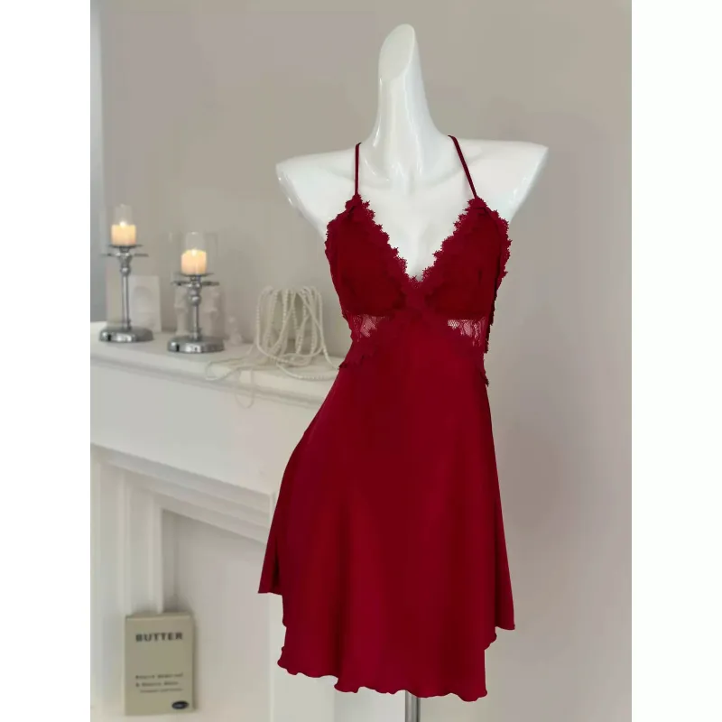 Set váy ngủ lụa ren ngực hở lưng kèm áo choàng – ảnh 3