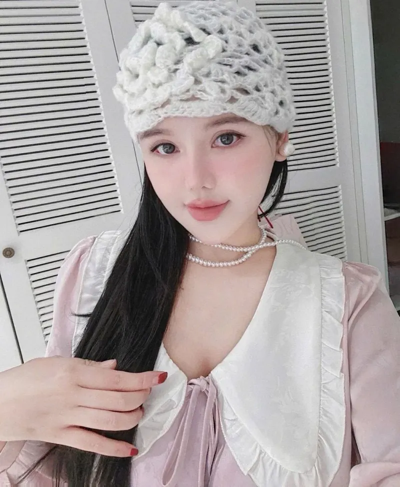 Bộ pijama lụa cổ sen to thắt nơ – ảnh 3