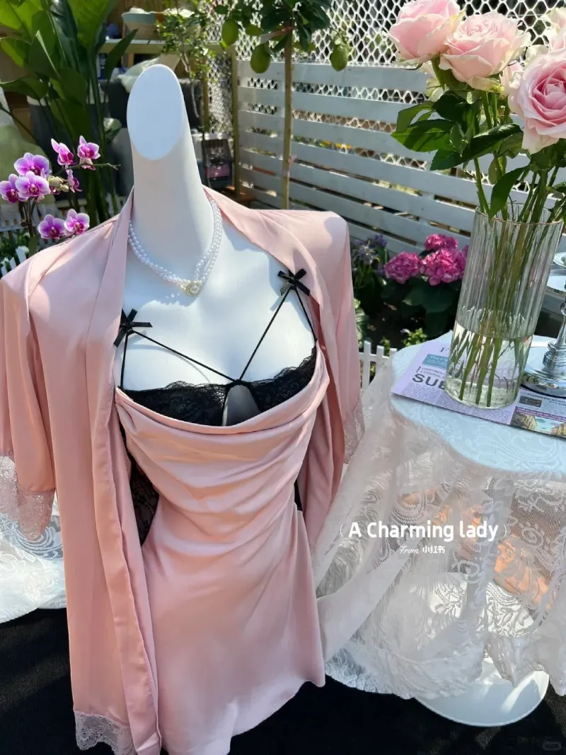 Set váy ngủ lụa cổ đổ phối ren kèm áo choàng – ảnh 6