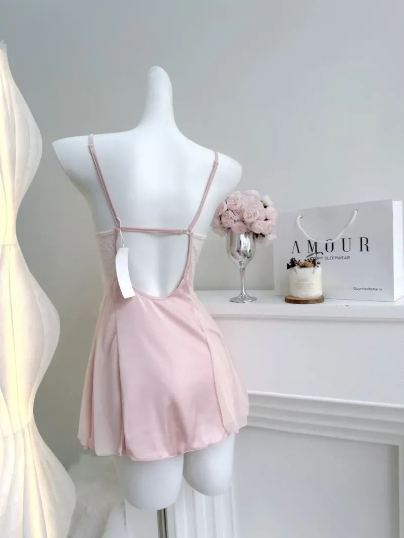 Set váy ngủ lụa 2 dây kèm áo choàng phối ren – ảnh 2