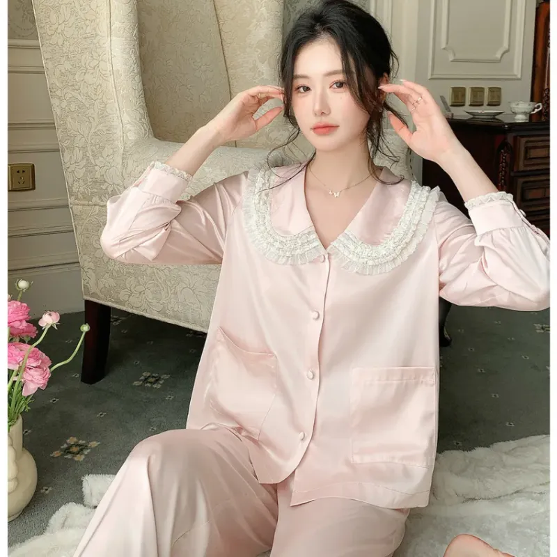 Bộ pijama lụa cổ sen ren có túi – ảnh 2