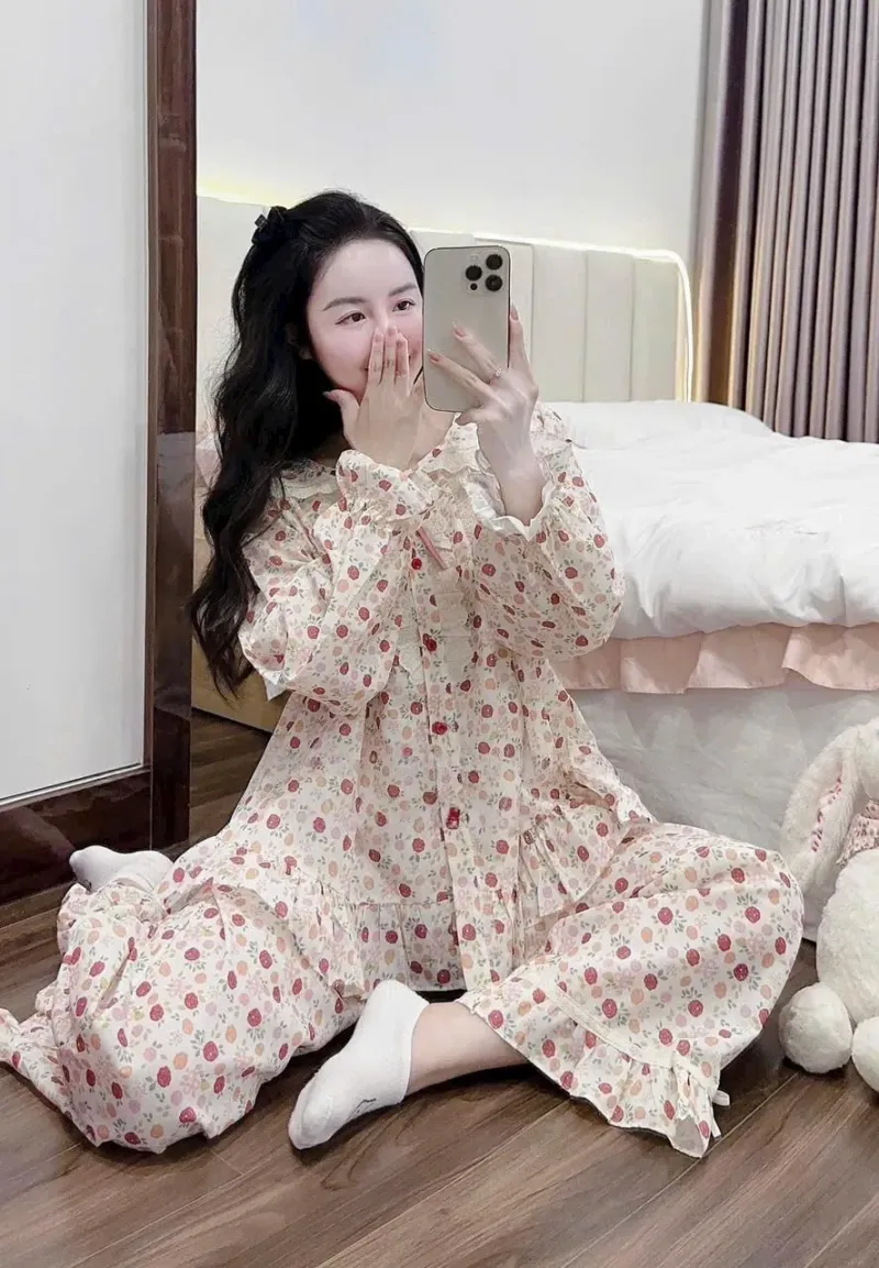 Bộ pijama hoa nhí dài tay quần bèo