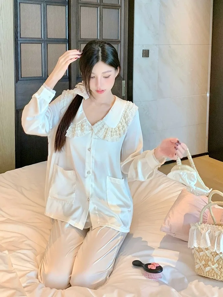 Bộ pijama lụa cổ sen ren có túi – ảnh 10