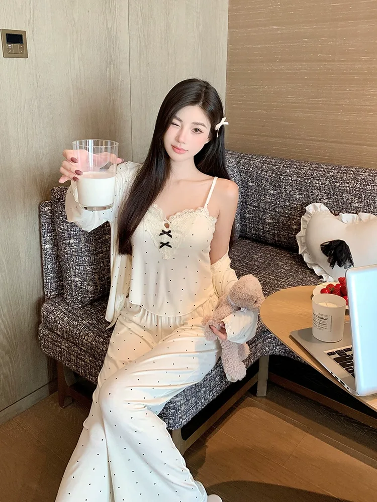 Set đồ mặc nhà 3 món viền ren – ảnh 10