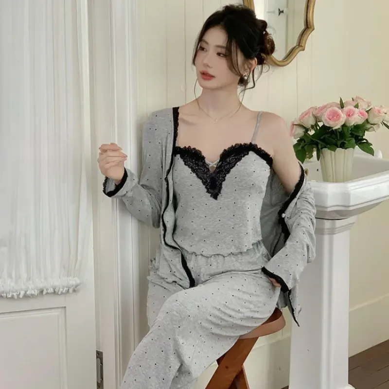Set đồ mặc nhà 3 món viền ren – ảnh 5