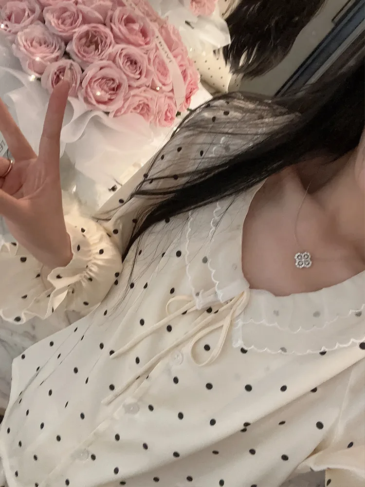 Bộ pijama cổ sen chấm bi dài tay – ảnh 4