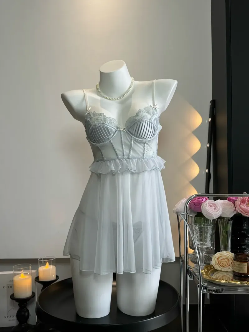 Váy ngủ voan cúp ngực xếp ly chân bèo