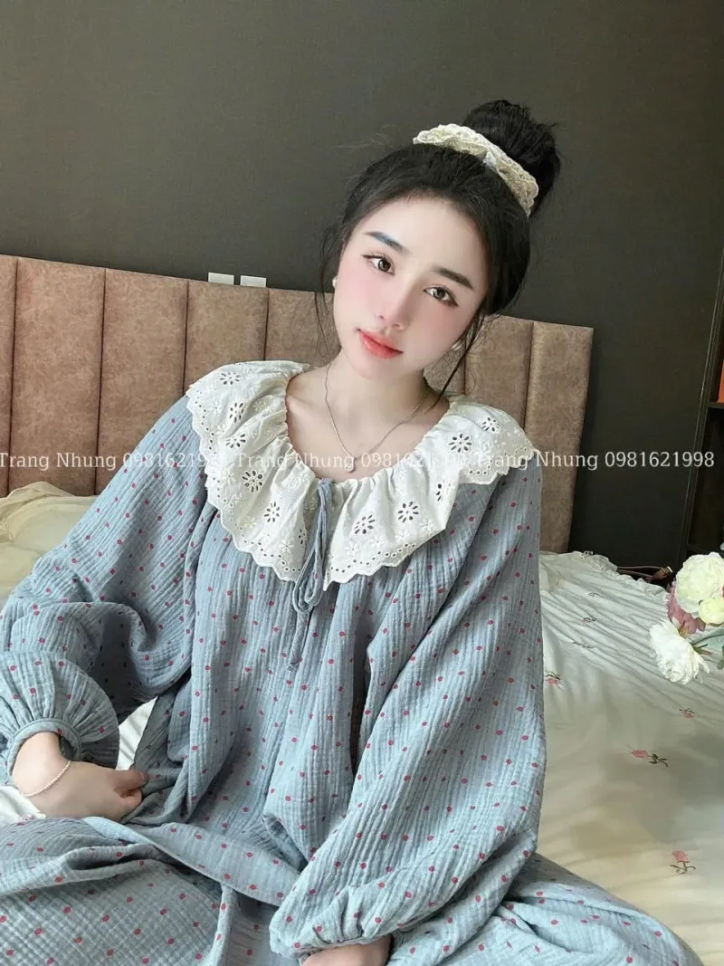Bộ pijama nhung tăm cổ ren bèo – ảnh 2