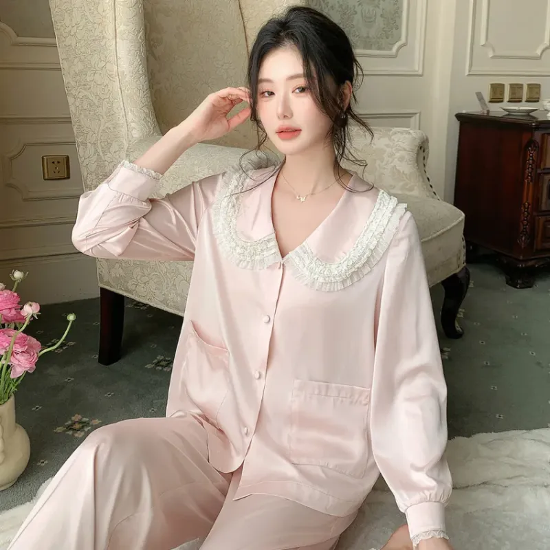 Bộ pijama lụa cổ sen ren có túi